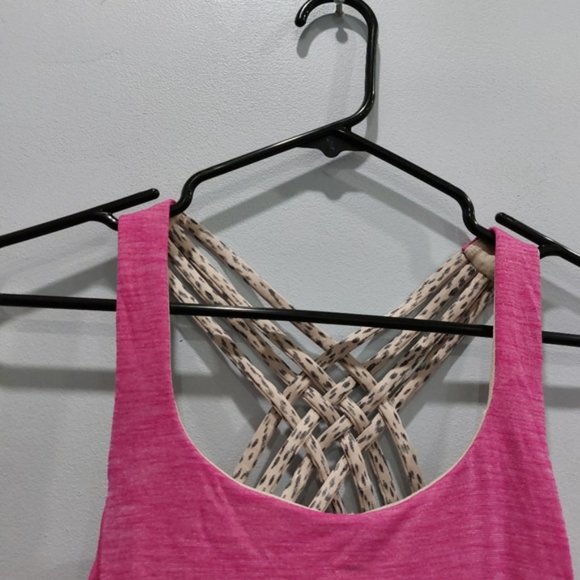 Lululemon Wild Tank Built in Bra Heathered Jewel Magenta Size 2 - Picture 3 of 7